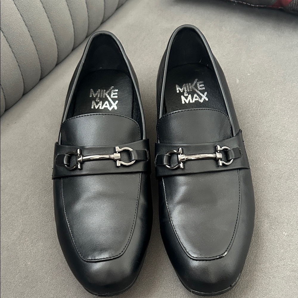 Men's Black Slip-On Loafers